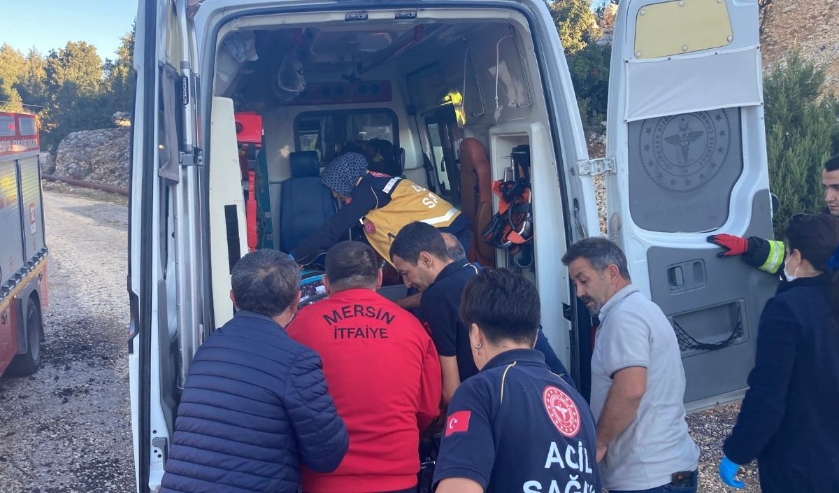Mersin'in Erdemli Ilçesinde Tarım Isçileri (8)