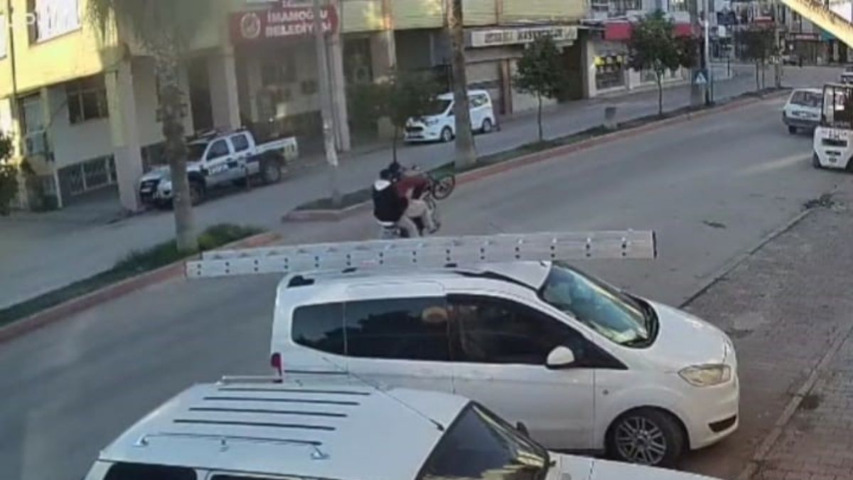 Motor Çarptı 2 Yaralı (2)