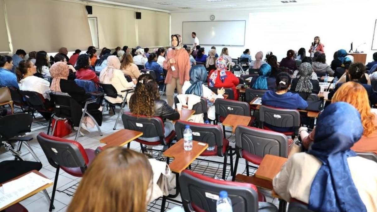 Rciyes Universitesi Anne Sutu Egitimi4