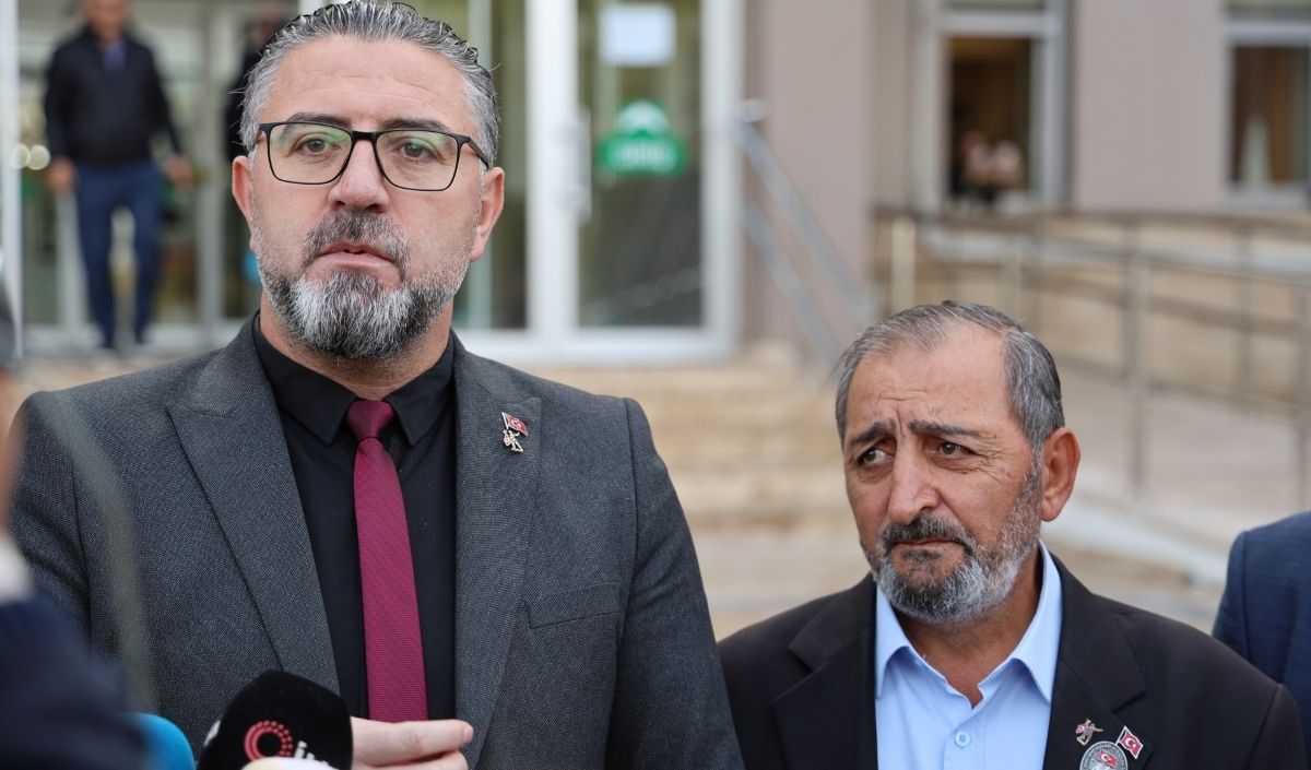 Sivas'ta Hakarete Uğrayan Şehit Babası (2)