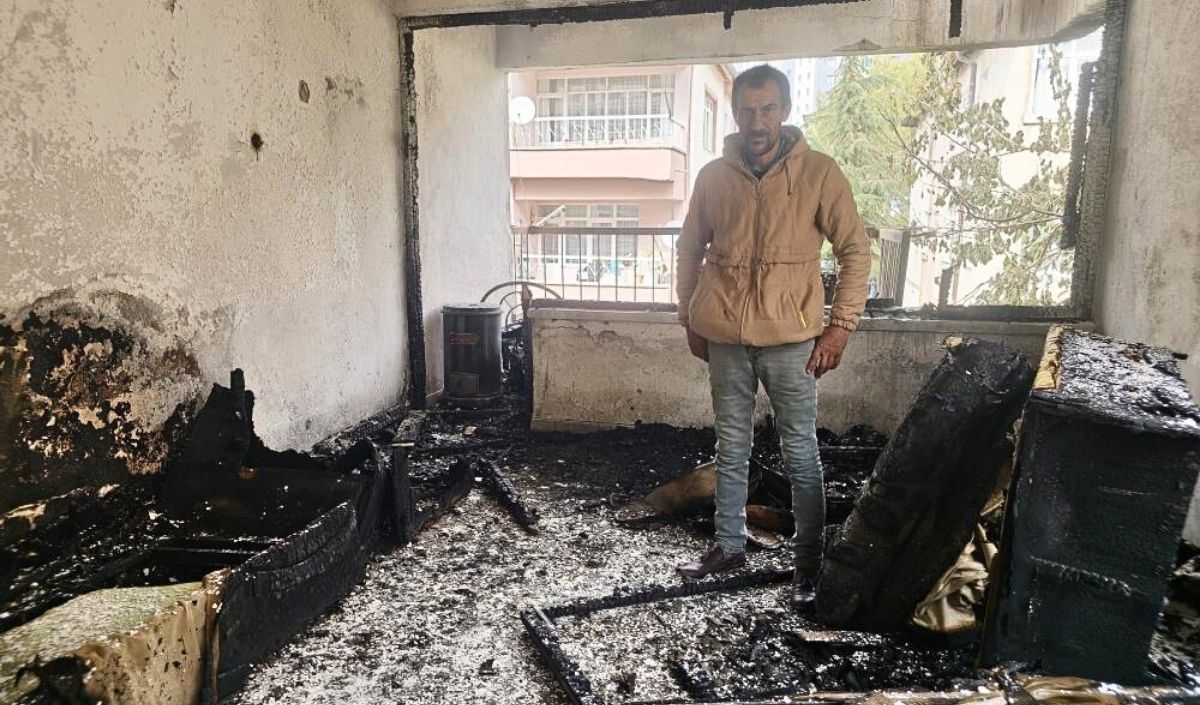 Talas'ta Evi Yanan Baba Yardım Talep Etti (1)