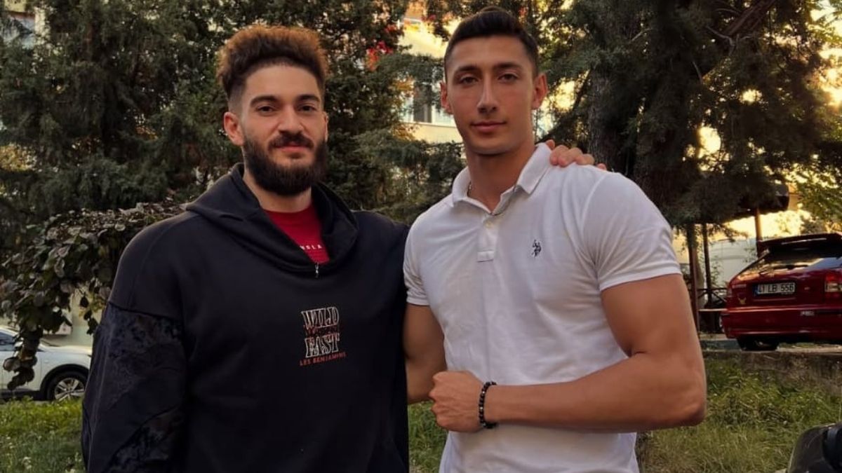 Tasmalı Kedi Kadın (7)