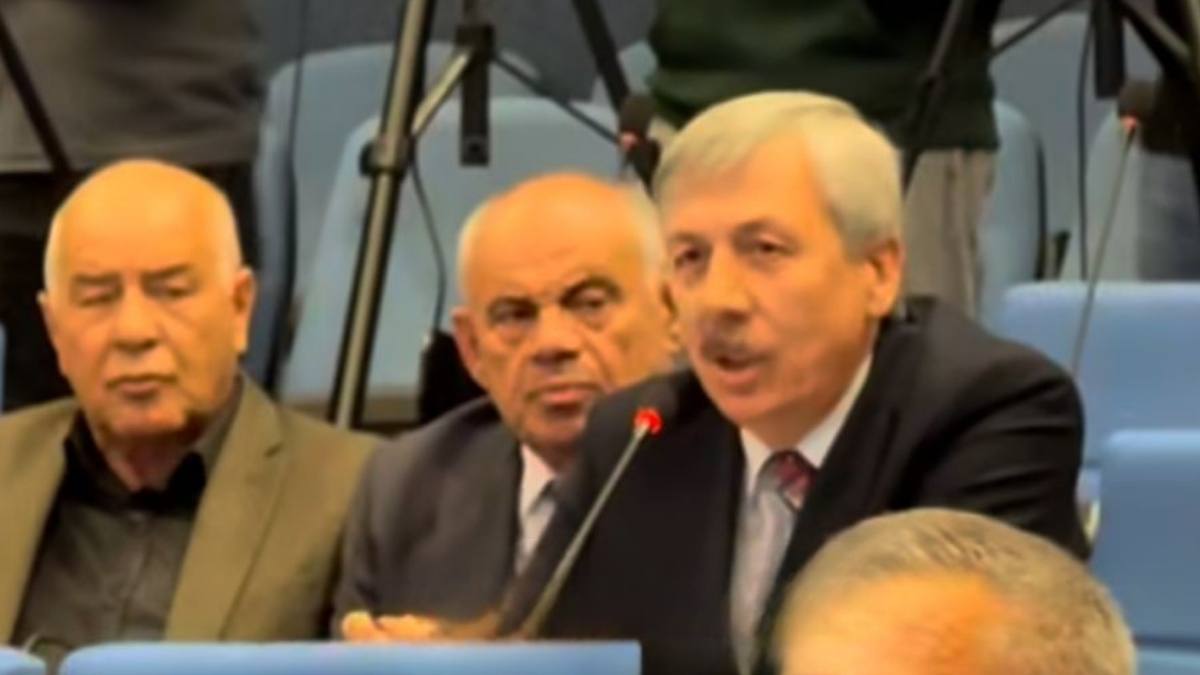 Ulaşım Zammı Meclis Toplantısı Tartışma2