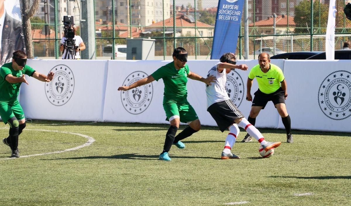 Vali Çiçek Argıncık Maç 2