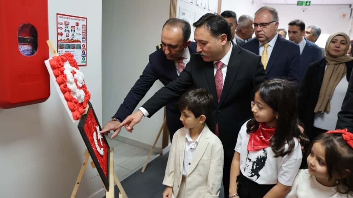 Vali Çiçek Cumhuriyet Kutlamaları (4)