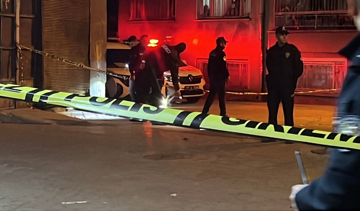 Yan Bakma Kavgası Kanlı Bitti 5 Yaşındaki Çocuk Hayatını Kaybetti (1)
