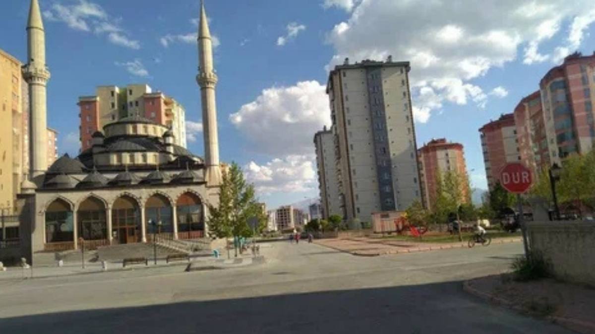 Zümrüt Mahallesinde Su Kesintisi