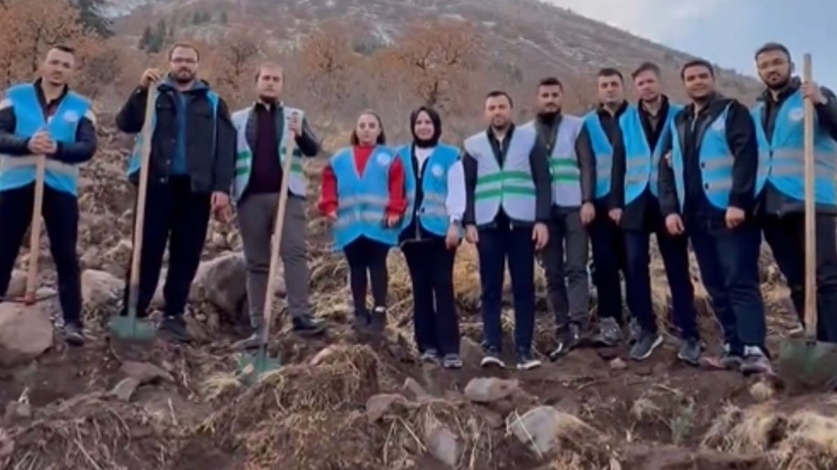 21 Şehit Için 21 Fidan (1)