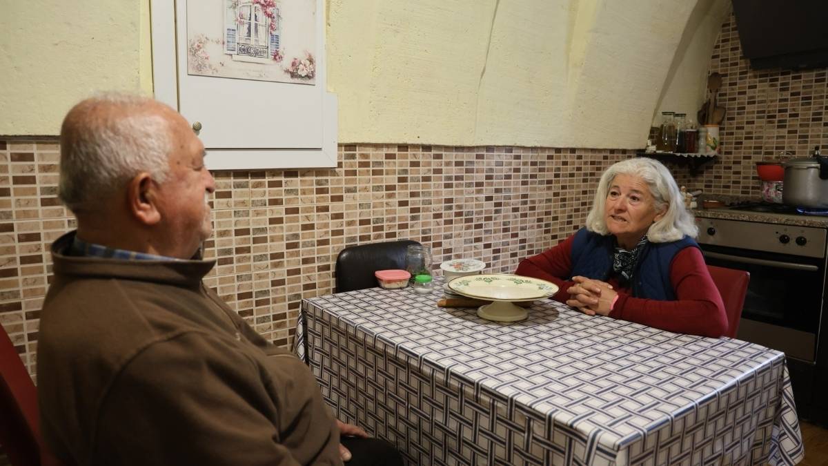 55 Yıldır Söylediklerini Kimse Anlamıyor (2)