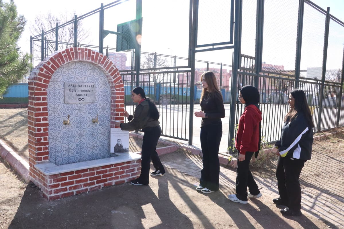 kayseri aslı öğretmen