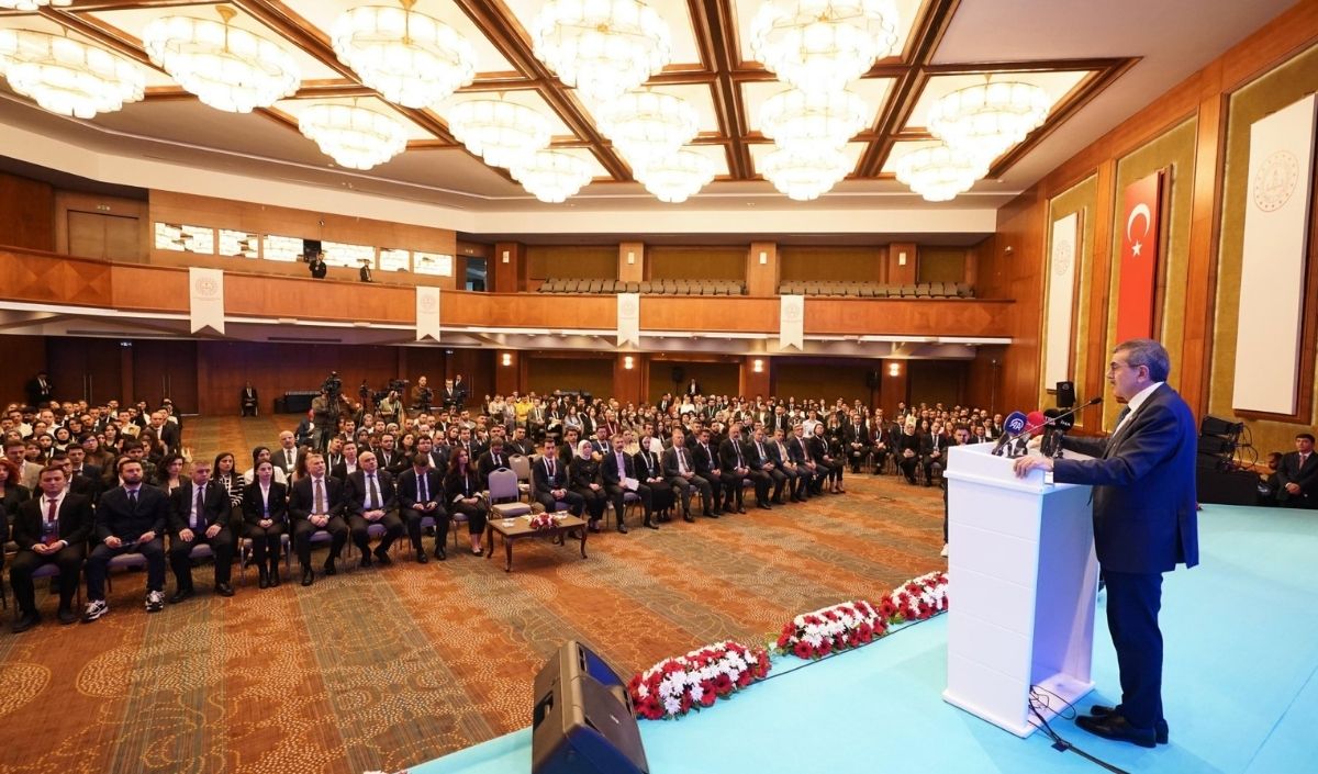 Bakan Tekin, 2024 Ylsy Bursiyerlerine Seslendi Türkiye’nin Size Ihtiyacı Var (1)