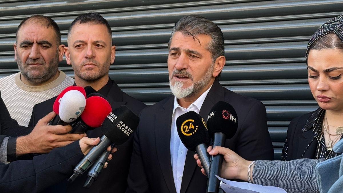 Böcek Ailesi Ölümleri Soruşturmasında Tahliye Edilen Kokoreççi Ne Dedi Esnafın 40 Senesi Neden Boşa Gitti Ailenin Ölüm Nedeni Böcek Zehirlenmesi Mi Lokumcu Neden Vicdan Azabı Kaldırılamaz Dedi Det