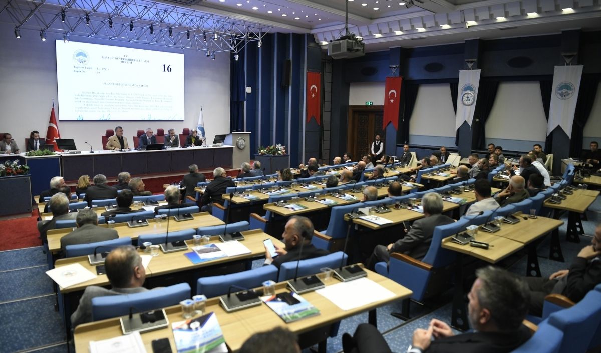 Büyükşehir Meclisi 38 Maddeyi Karara Bağladı! 11 Kasım Hava Şehitleri Anıtı Önerisi Gündemde (1)