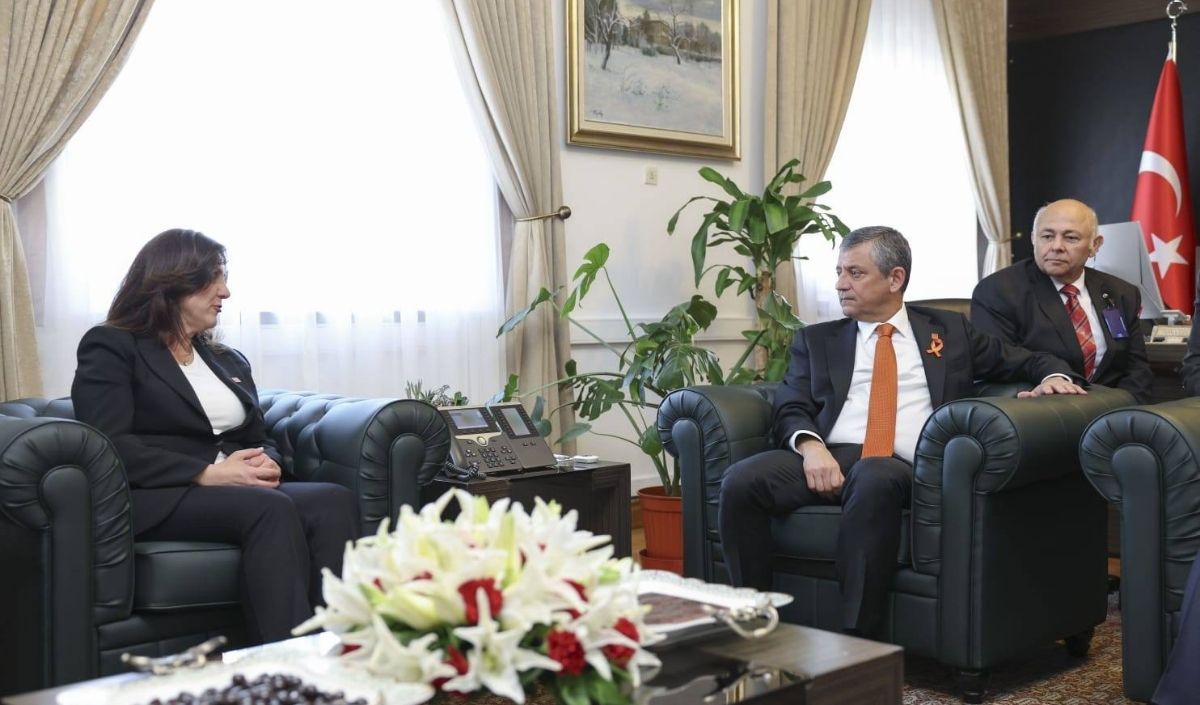 Chp Kayseri İl Başkanı Ümit Özer, Özgür Özel Ile Görüştü Kayseri’ye Çok Selamı Var (1)