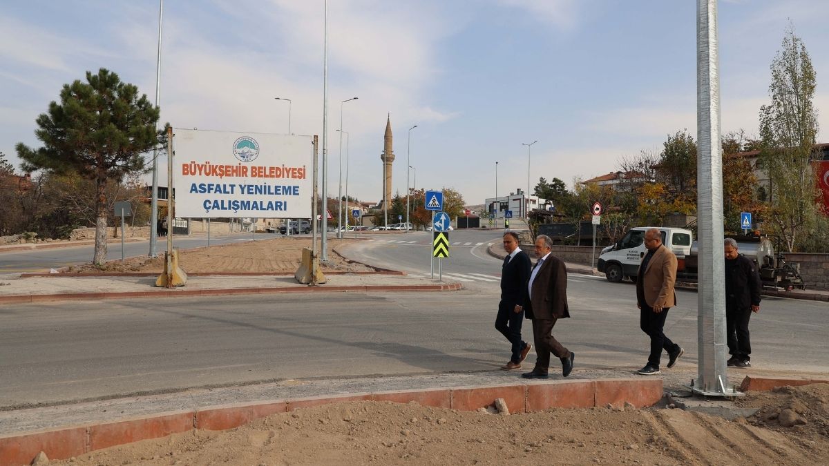 Dut Kavşağı Yenileniyor Mustafa Yalçın Yerinde Inceledi (3)