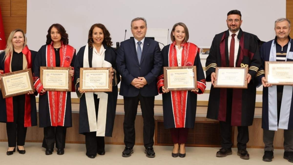 Erciyes Üniversitesi’nde 6 Akademisyen Profesörlük Unvanına Kavuştu2
