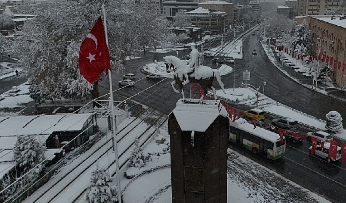 Erciyes’e Kar, İlçelere Sağanak! Kayseri Hava Durumu Değişiyor (4)