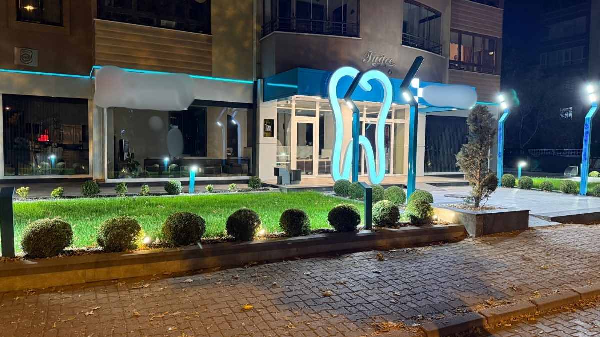 Evine Ve Kliniğine Polis Baskını!3