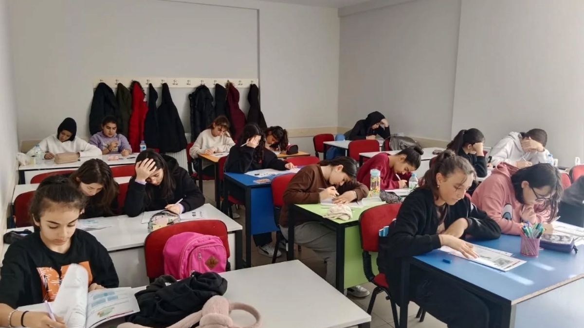 Gençler Için Büyük Fırsat Kayseri'de Sınav Hazırlığına Kapsamlı Destek (3)