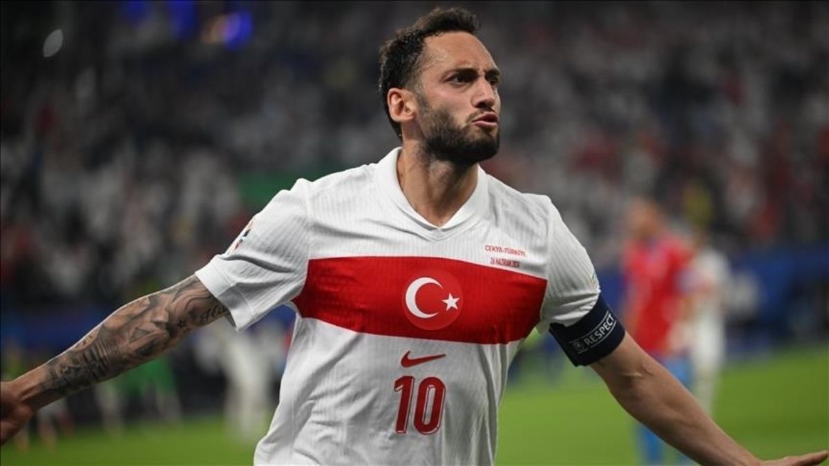 Hakan Çalhanoğlu Kadro Dışı (3)