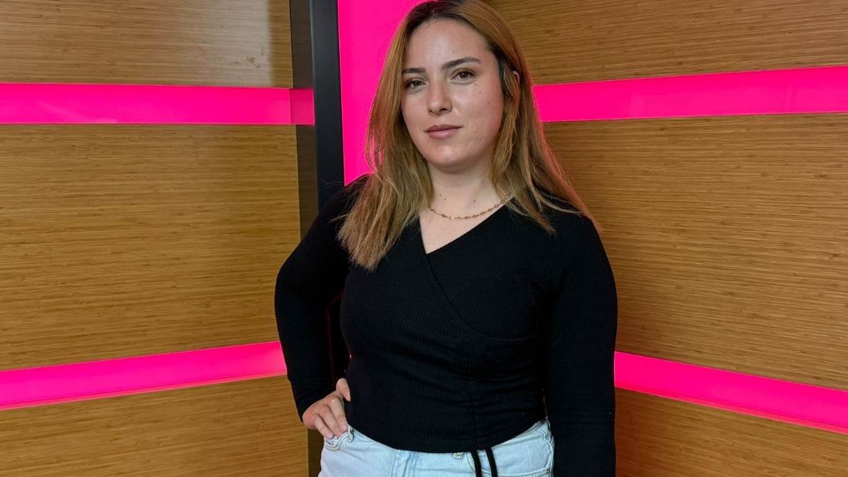 Kayserili öğretmen Pınar Üzüm müzik dünyasına giriş yaptı!