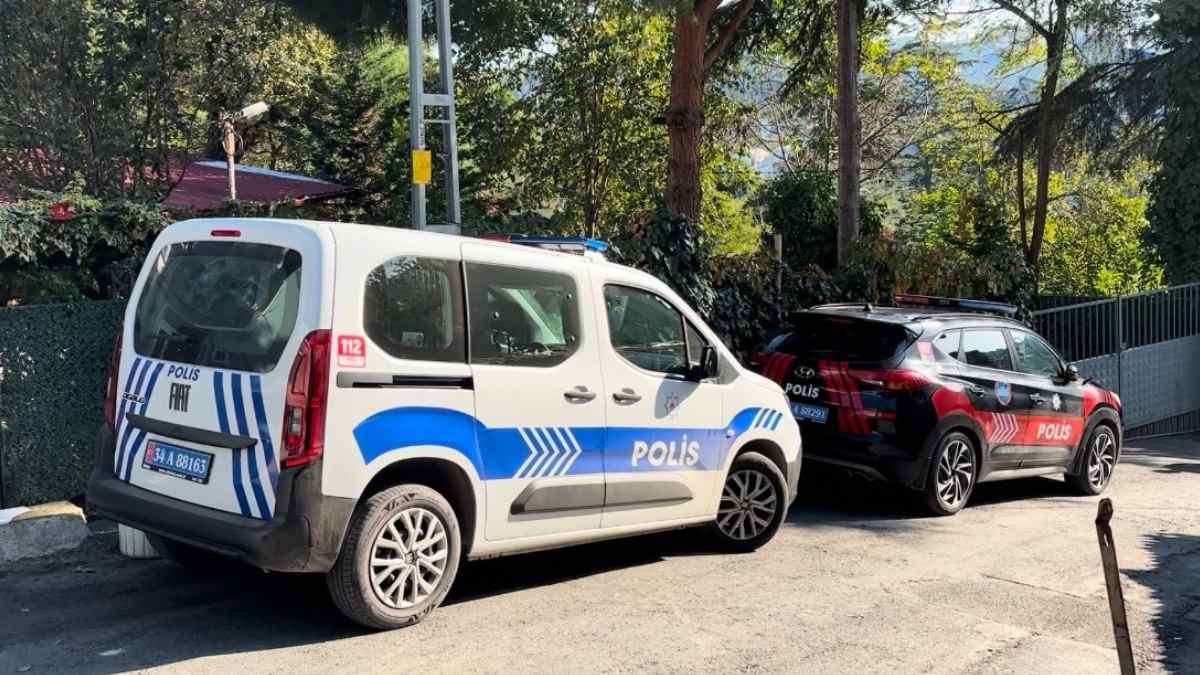 İlişki Iddiası Kanlı Bitti İki Çocuk Annesi Evinde Ölü Bulundu!2