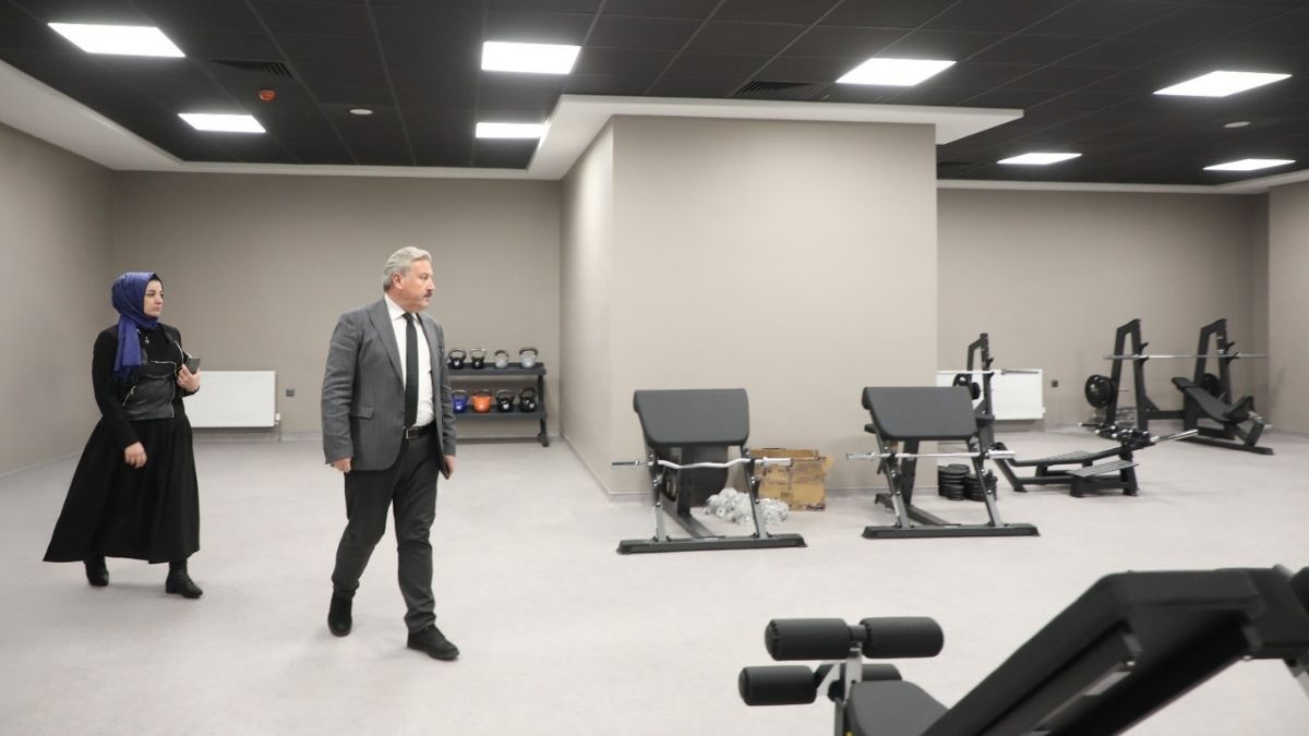 Kafeterya Sosyal Buluşmalar Ve Dinlenme Imkanı Sunacak Rahat Bir Kafeterya Alanı. (4)