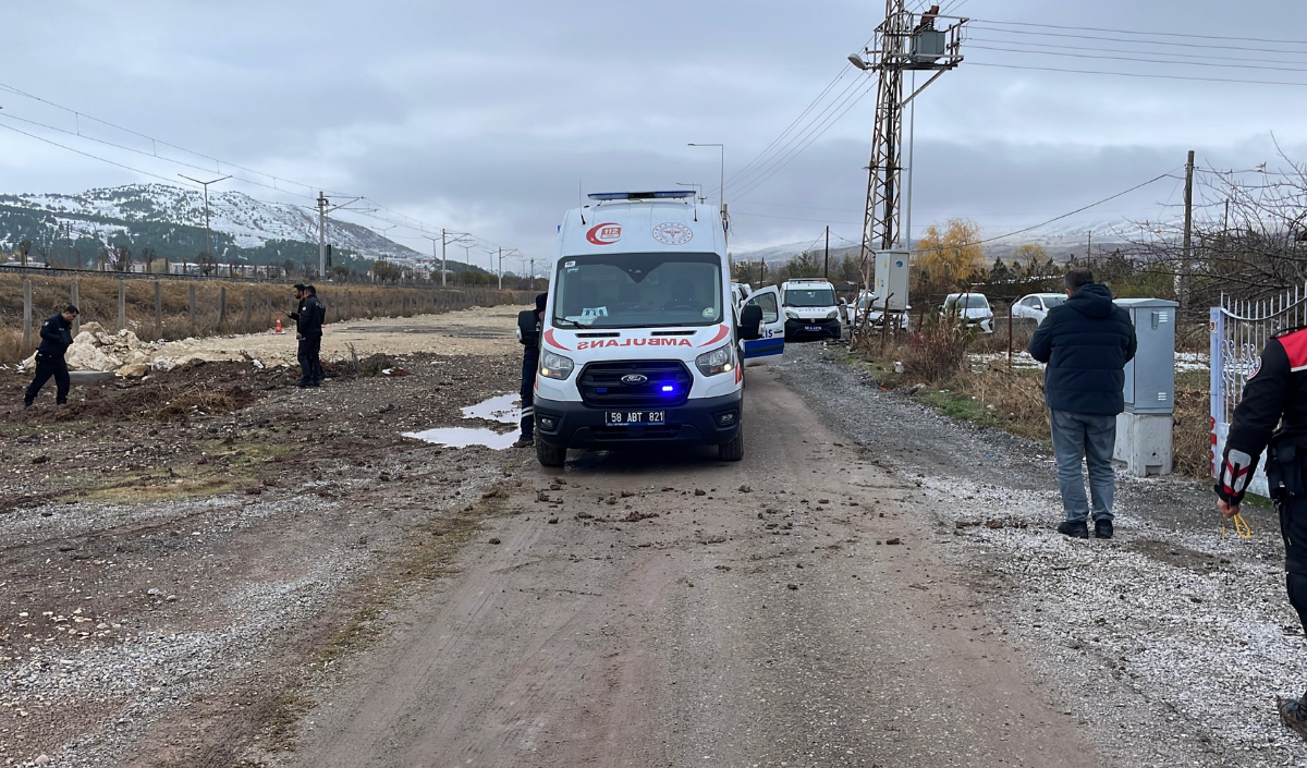 Kahramanmaraş’ta Inşaatta Iskele Çöktü 1 Yaralı (3)