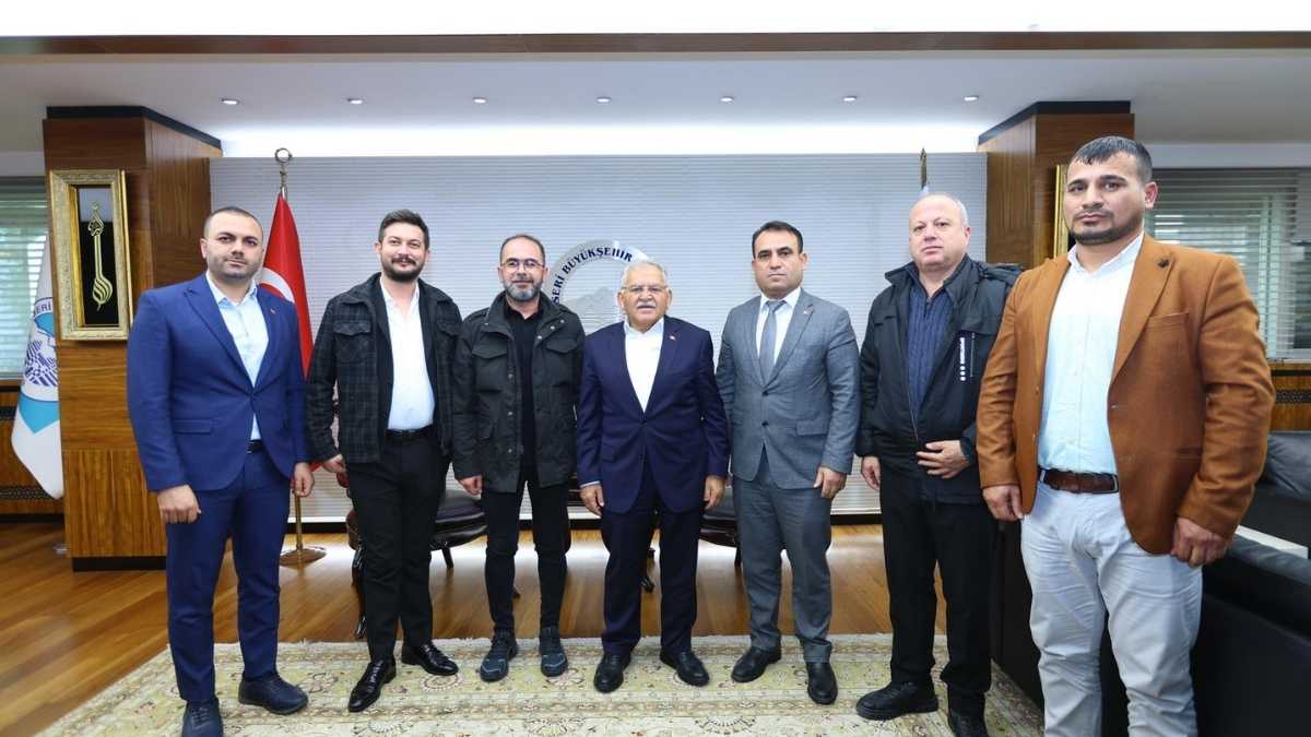 Kayseri Bina Yönetimleri Dernek Başkanı Abdulaziz Duygun Ve Beraberindekiler Ziyaret D