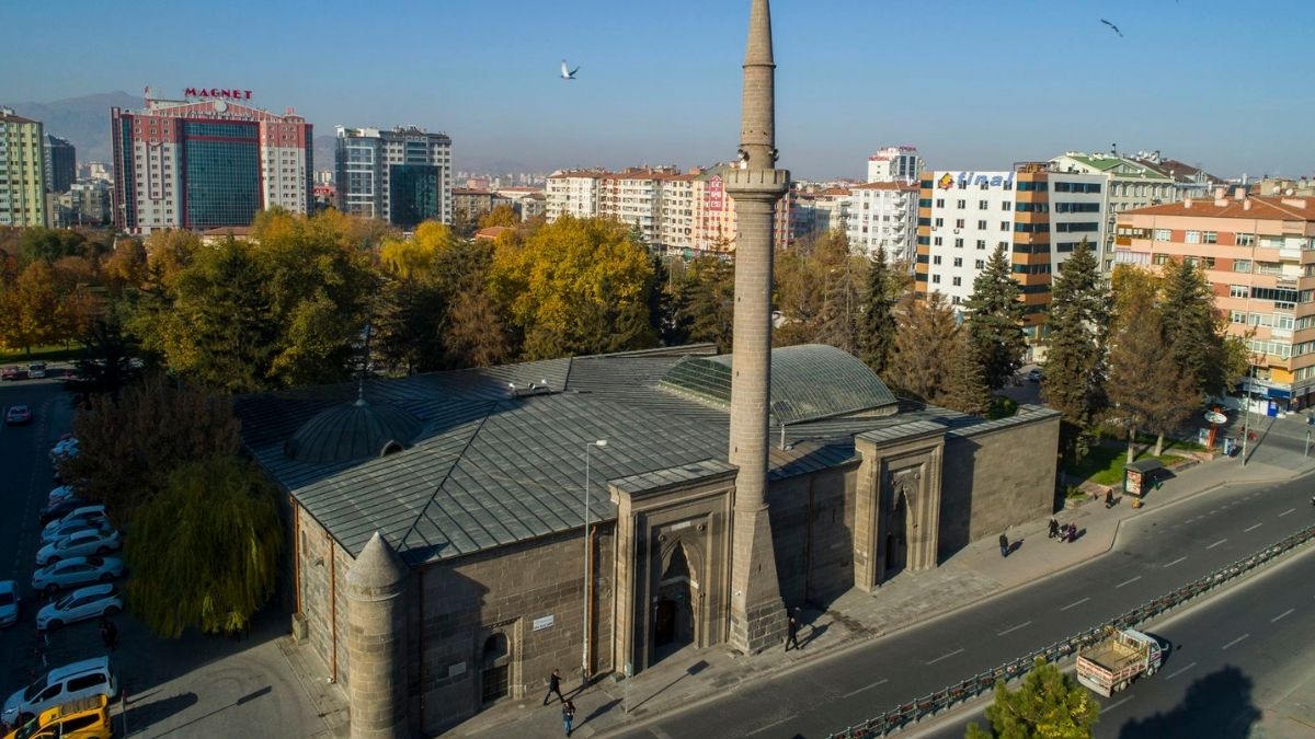Kayseri Minaresiz Camii (1)