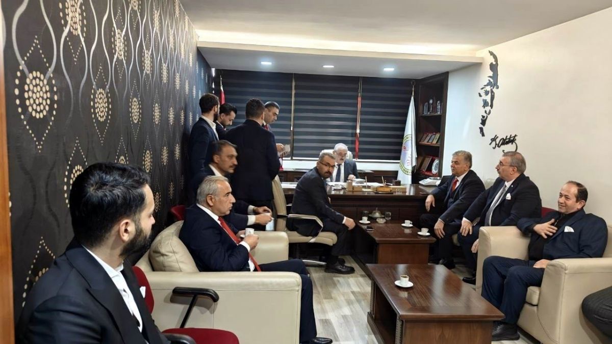 Kayseri Sarraflar Ve Kuyumcular Derneği Seçiminde Kim Önde Kırmızı Liste Mi Beyaz Liste Mi Kazanacak Detaylar Deniz Postası’nda!