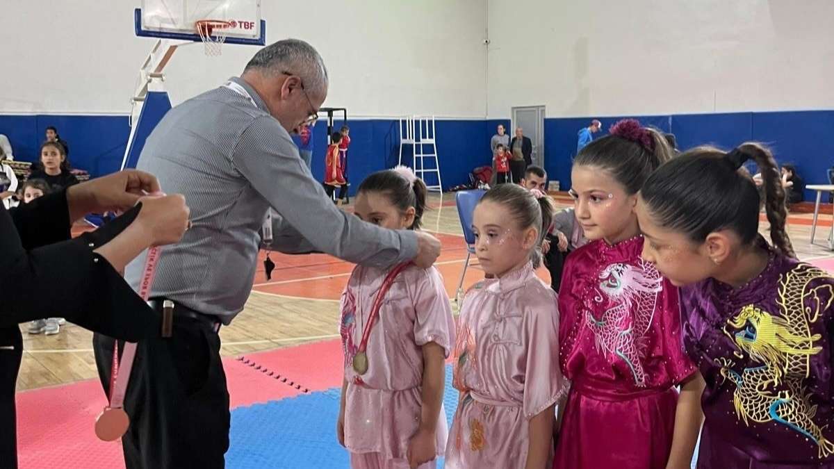 Kayseri Spor A.ş Kürsüye El Koydu! (4)