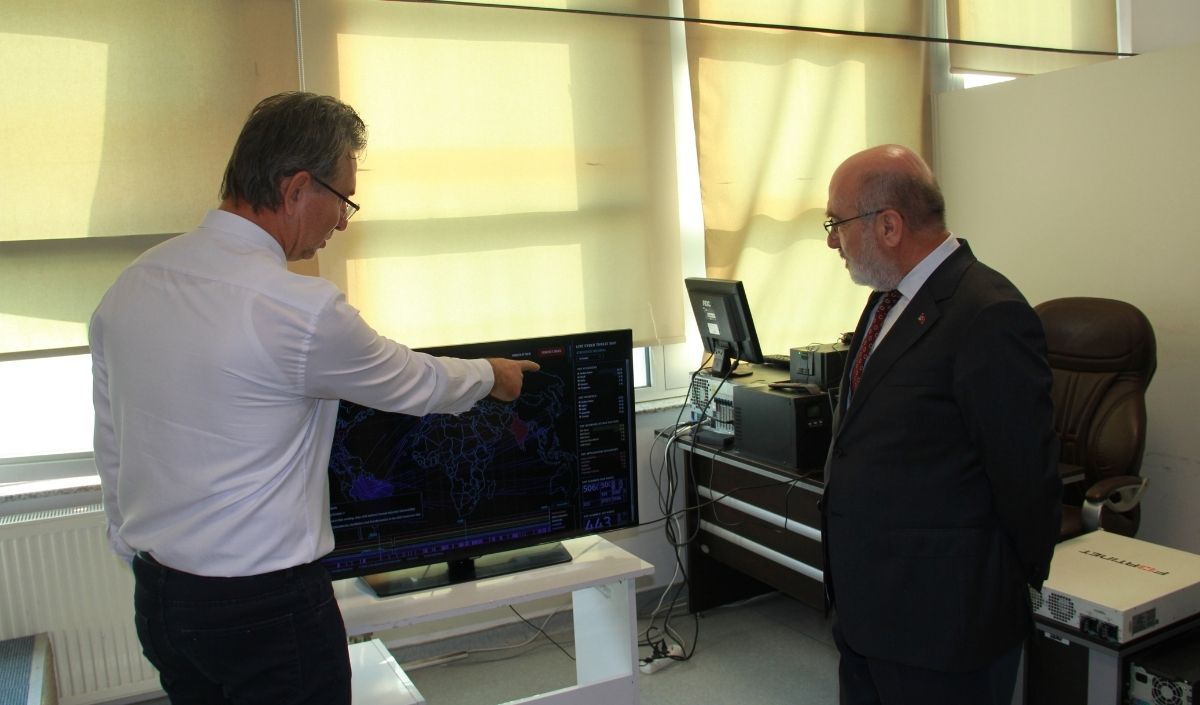 Kayseri Üniversitesinden Siber Tehditlere Karşı Farkındalık Yaratan Üç Proje (3)