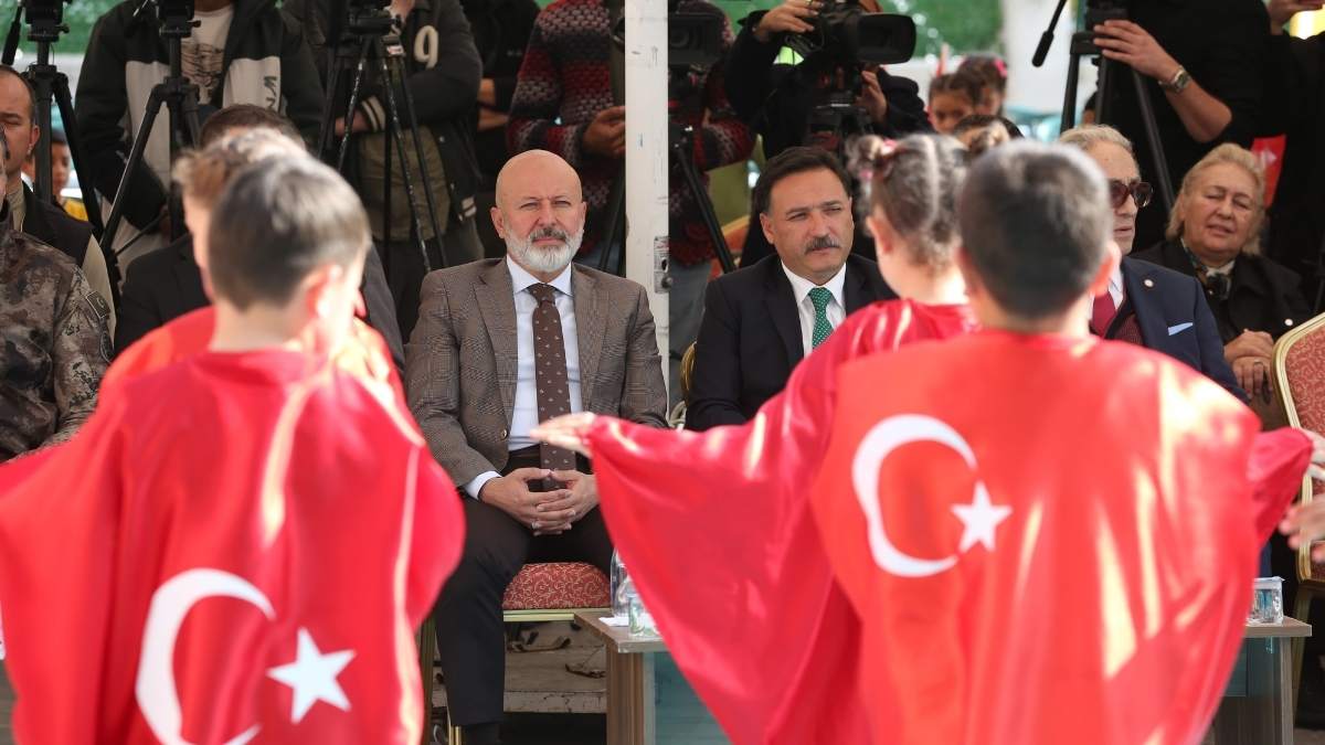 Kayseri’de Eğitime Büyük Yatırım Okulun Kapısı Dualarla Açıldı!11