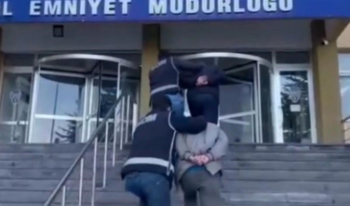 Kayseri polisinden 'sahte plaka'