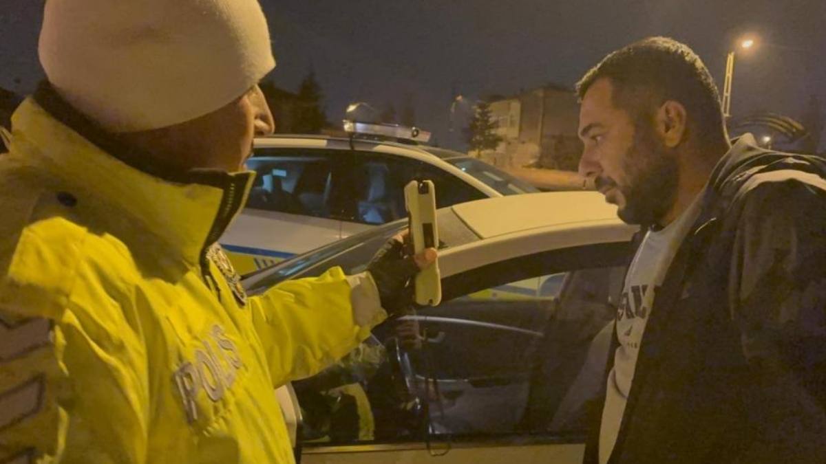 Kayseri’de Trafik Uygulamasında Yakalandı “İlk Kez Alkol Aldım” Dedi, 9 Bin Tl Ceza Yedi!3