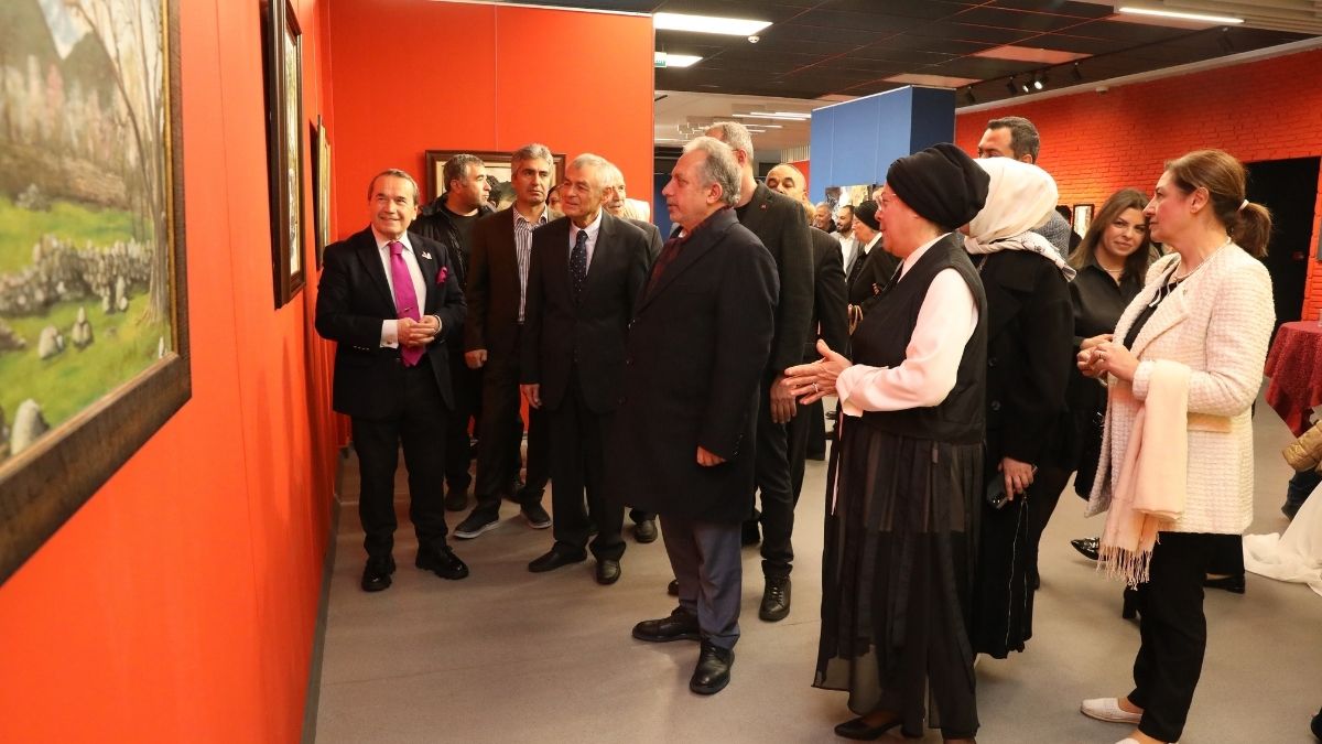 Kayserili Sanatçı Sergi Gelirini Kanser Hastalarına Bağışladı (1)