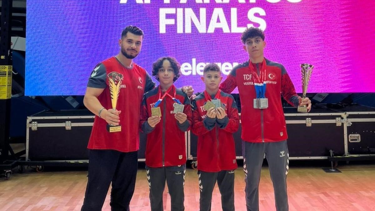 Kayserili Sporcular Hüseyin Emir Cünedioğlu Ve Mustafa Yiğit (3)