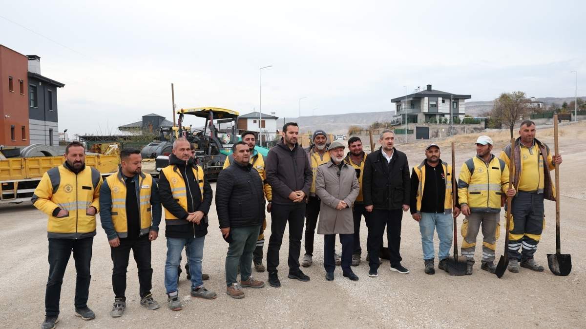 Kocasinan Belediyesi Erkilet Generalemir’de Yol Ve Asfalt Çalışmalarını Hızlandırdı2