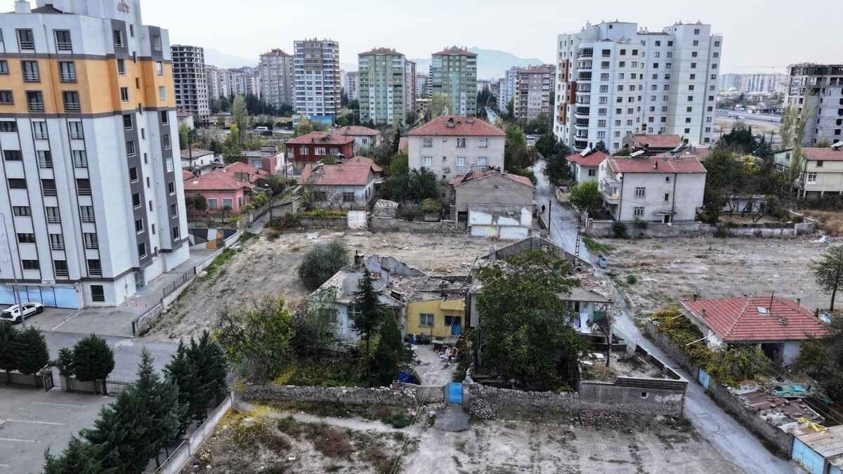 Kocasinan'da Dönüşüm Başladı Depreme Dayanıklı Konutlar Geliyor2