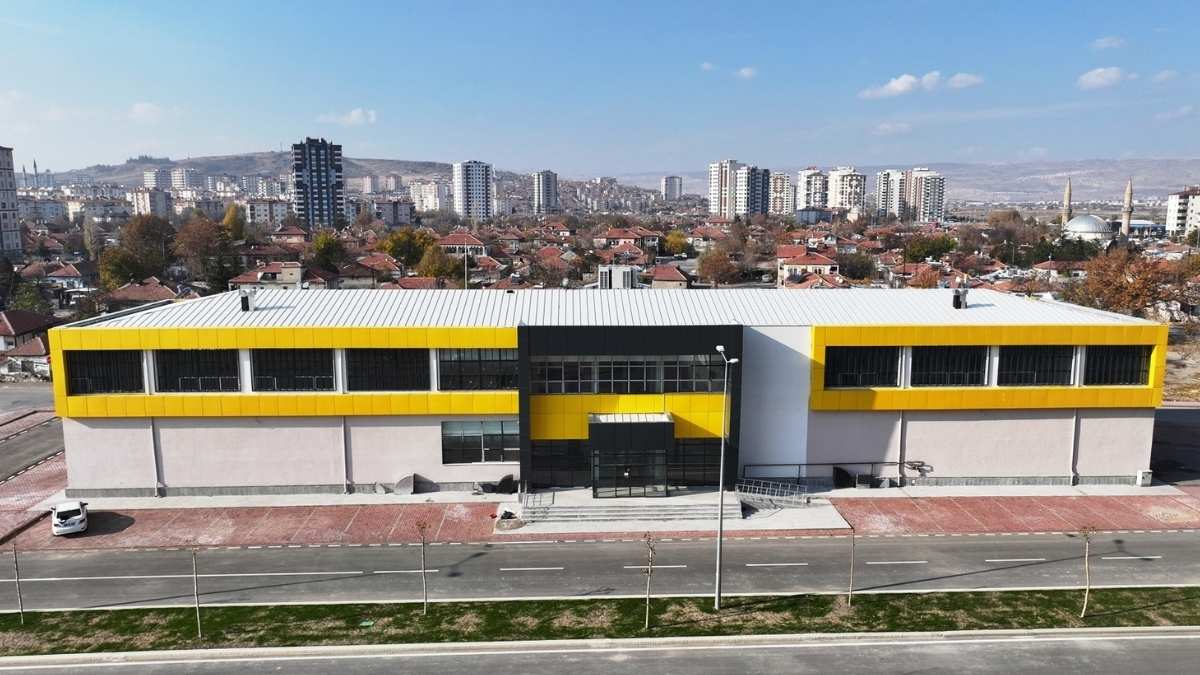 Kocasinan’da Kentsel Dönüşümün Son Halkası Yunusemre Sosyal Tesisi Açılışa Gün Sayıyor2