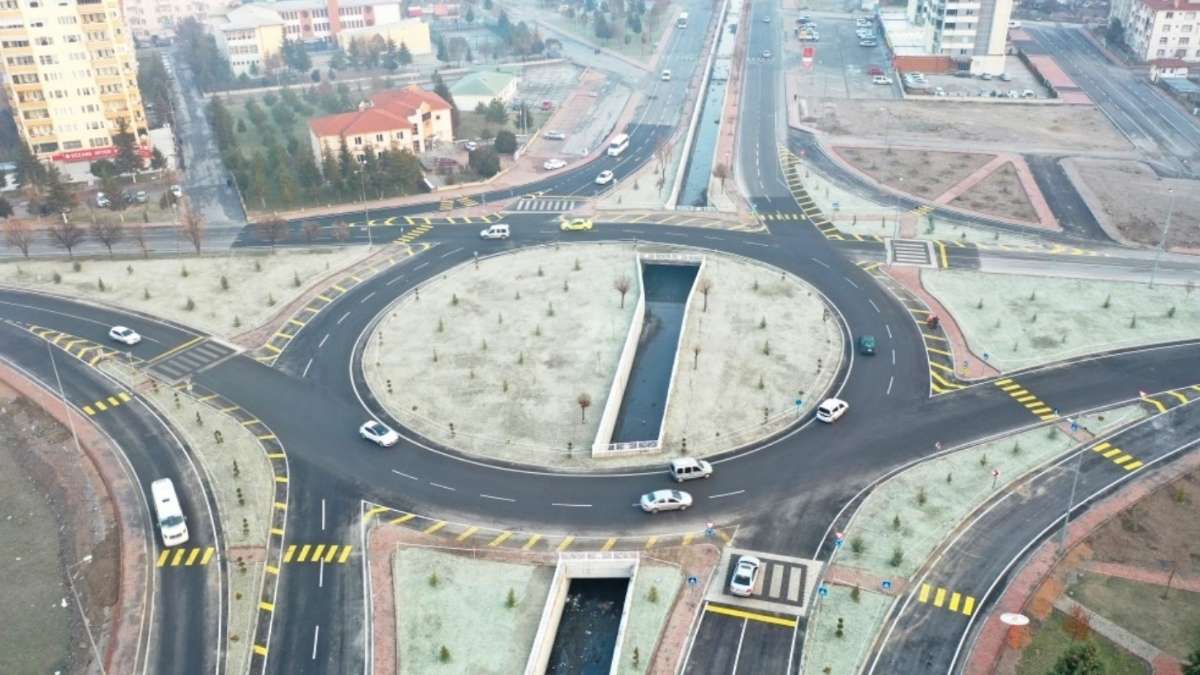 Kocasinan’da Trafikte Yeni Dönem Akıllı Kavşak Uygulaması Yaygınlaşıyor5