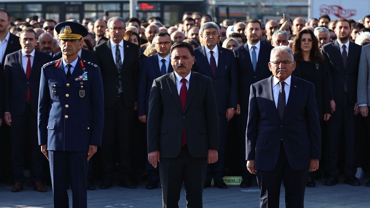 Memduh Büyükkılıç 10 Kasım Anma (4)