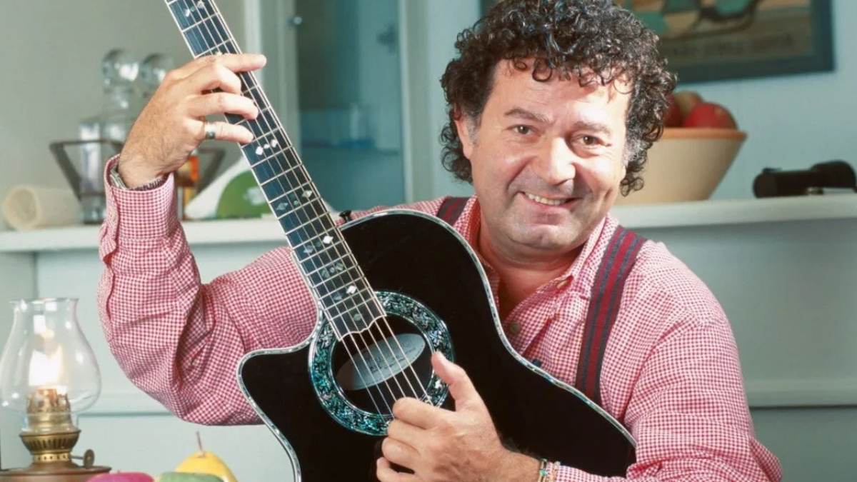 Merhum Sanatçının Kızı Açar 'Atatürk Ve Mevlana Ile Görüşüyorum'