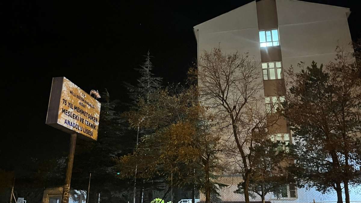 Niğde'de Zehirlenme Iddiası 6 Öğrenci Hastaneye Kaldırıldı!