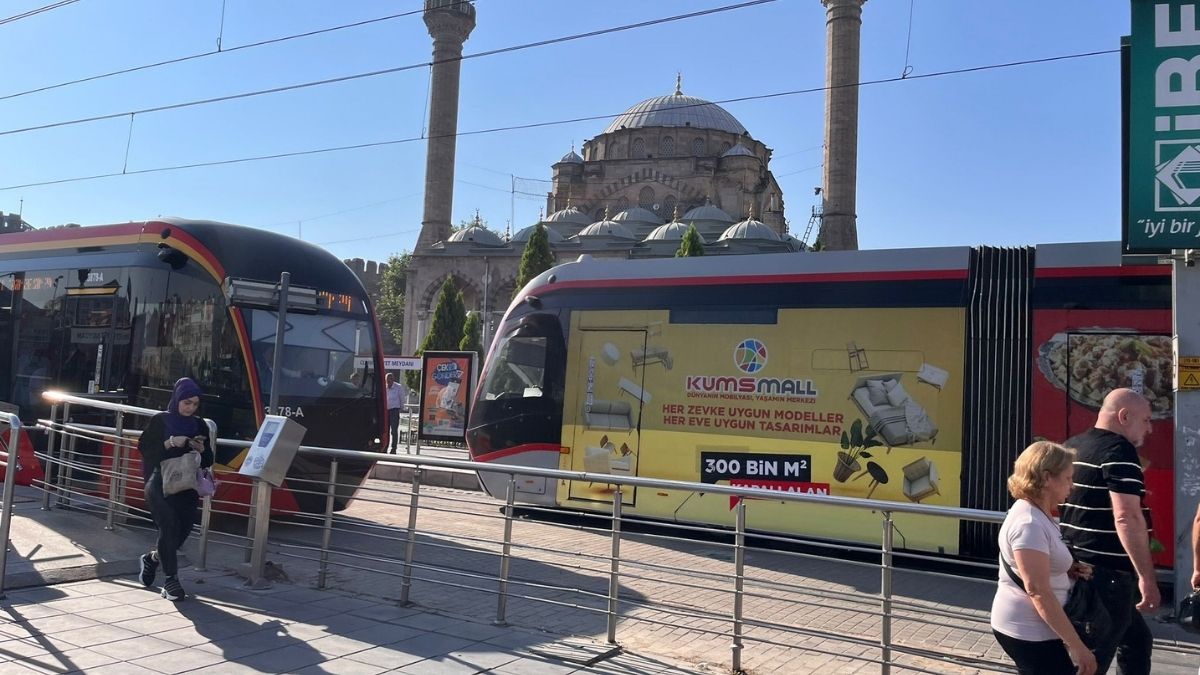 Tramvay Yok Otobüse Devam (3)