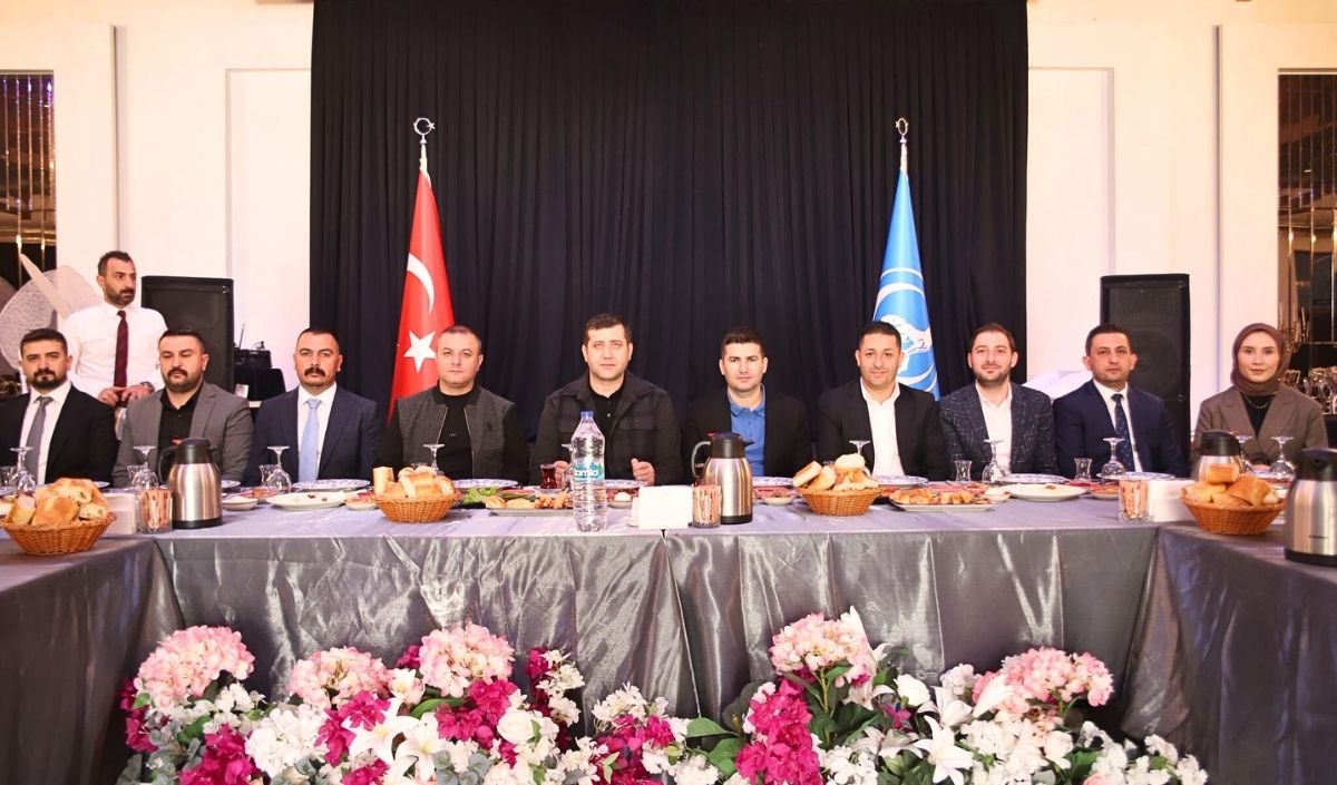 Ülkü Ocakları (1)