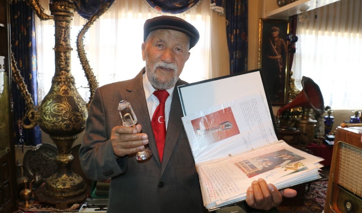 Vefat Eden Eşinin Saçlarını Saklıyordu Öldü (3)