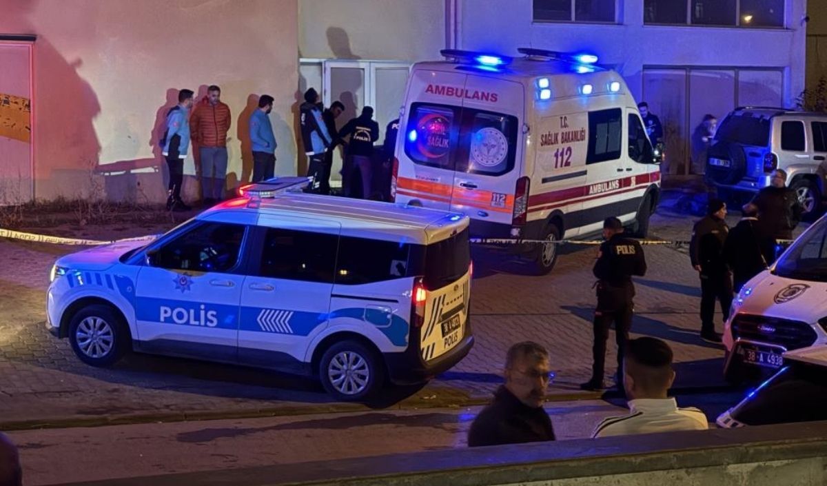 Balkondan Düştü Elif Naz (1)