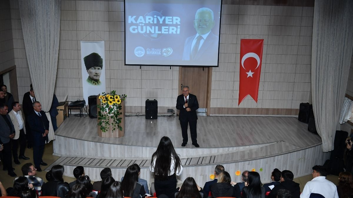Başkan Büyükkılıç Kariyer Günleri (5)